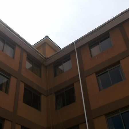 Palema Crown Hotel Гулу Экстерьер фото