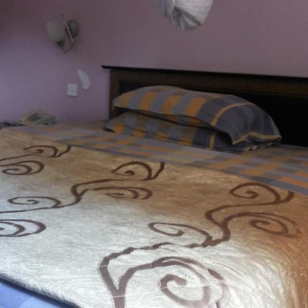Palema Crown Hotel Гулу Экстерьер фото