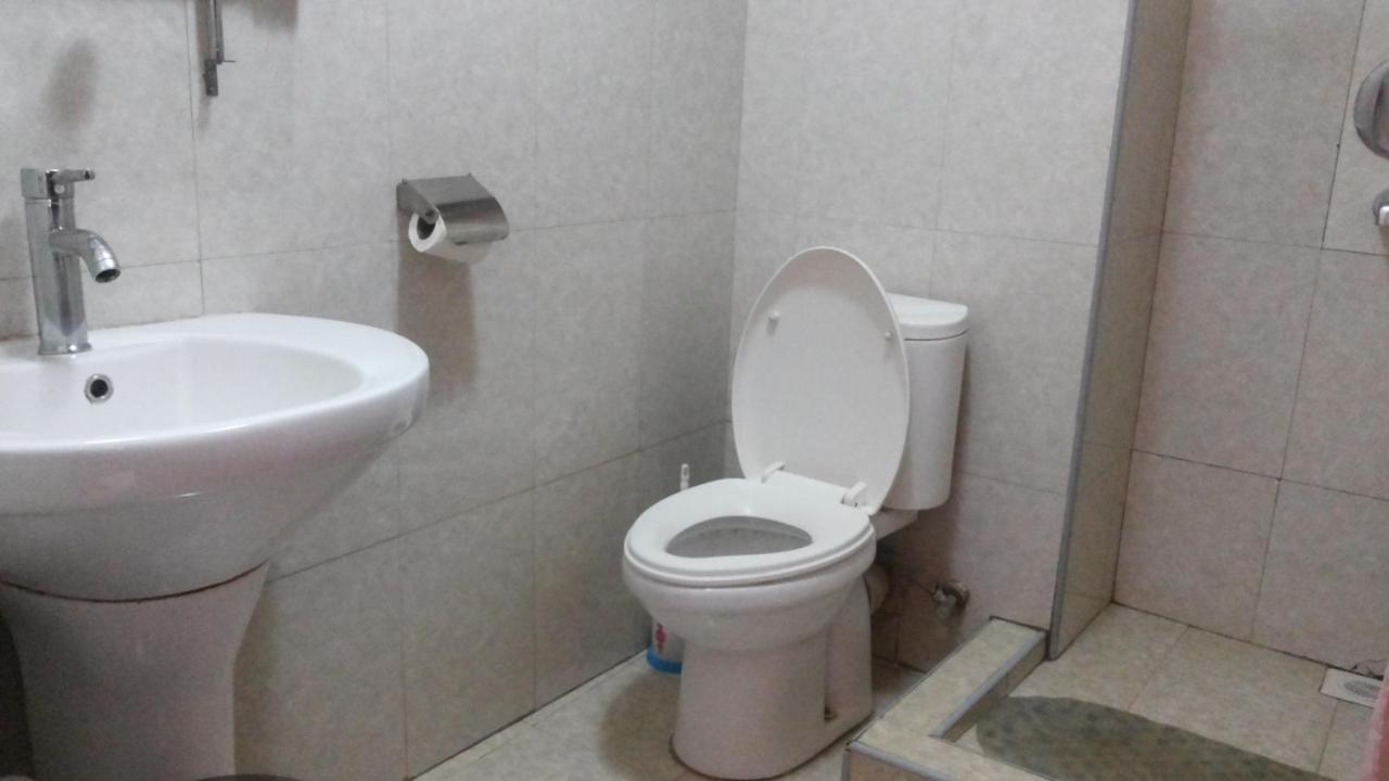 Palema Crown Hotel Гулу Экстерьер фото