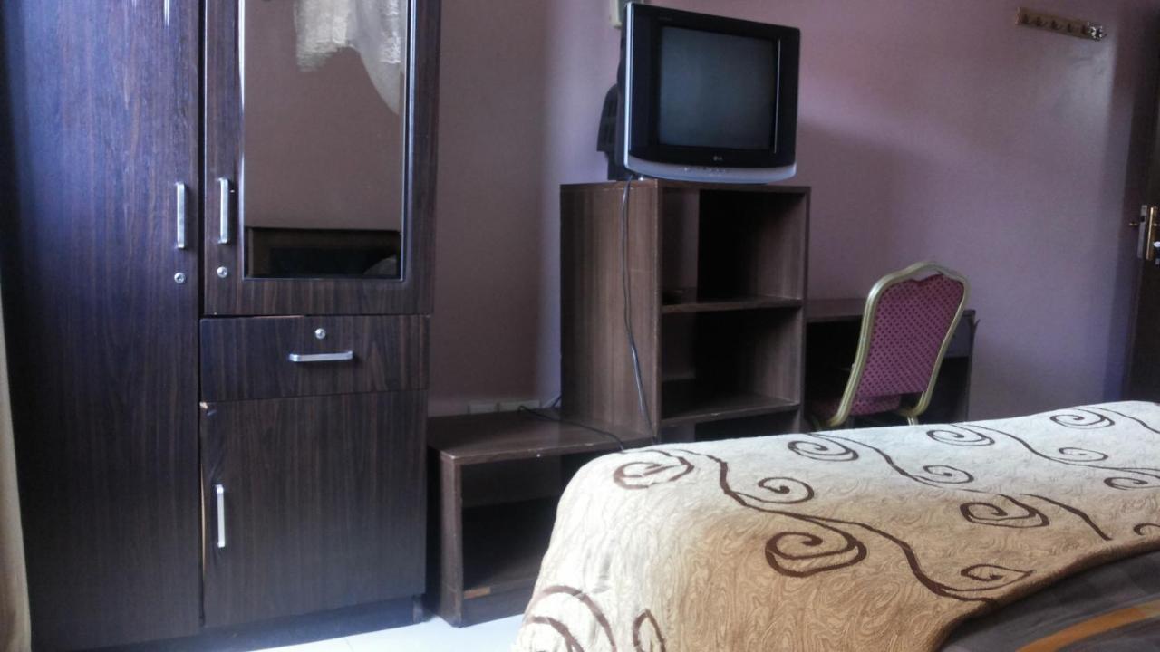 Palema Crown Hotel Гулу Экстерьер фото