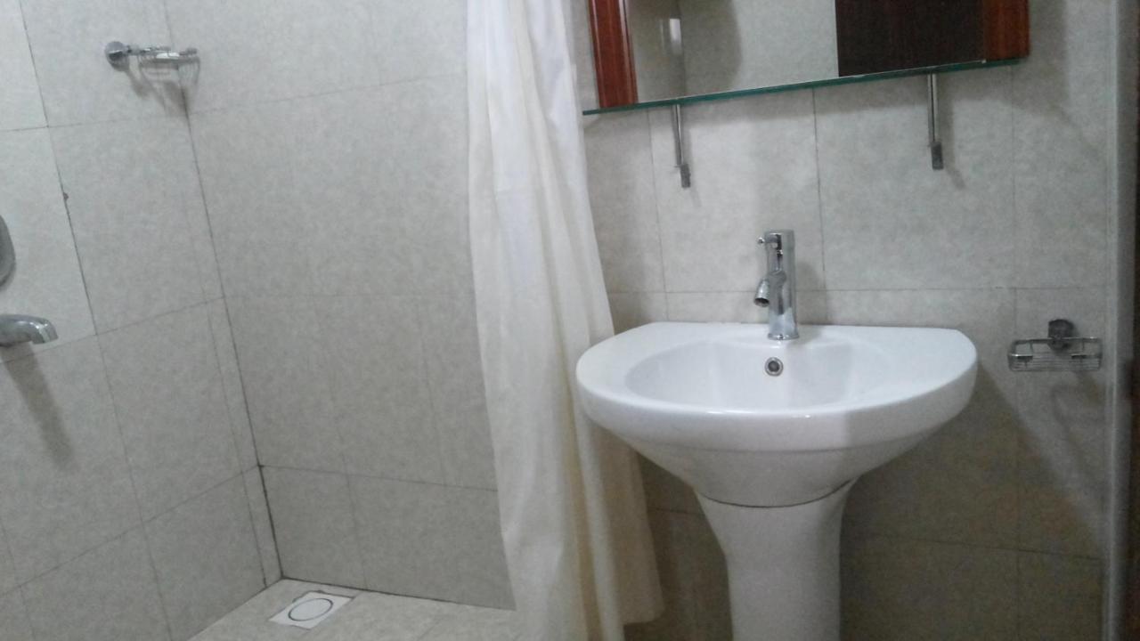 Palema Crown Hotel Гулу Экстерьер фото