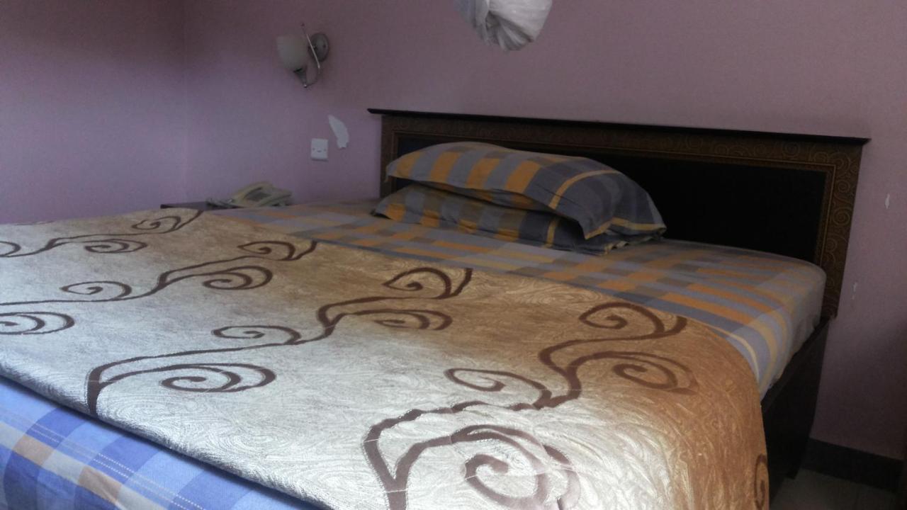 Palema Crown Hotel Гулу Экстерьер фото